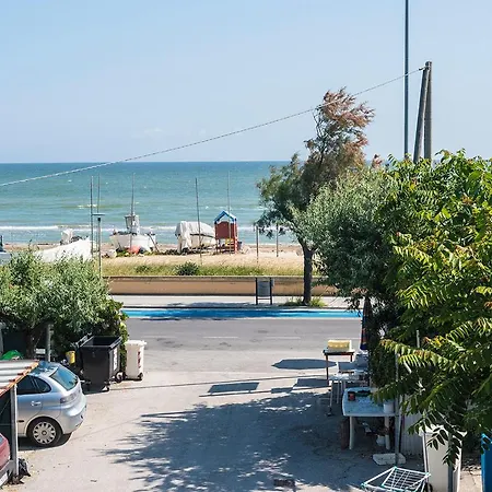 Se005 - Senigallia, Trilocale Sul Mare Con Spiaggia Appartement